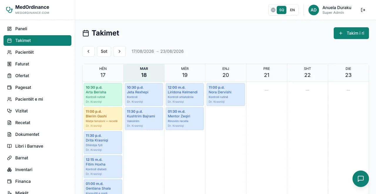 Kalendar javor demo me termine të shpërndara dhe statuse me ngjyra